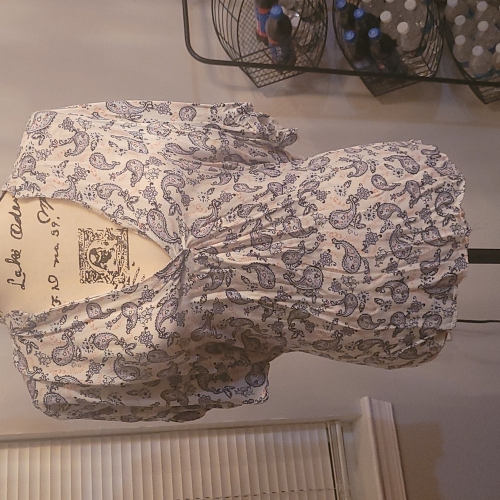 Primark Paisley v-neck short sleeve Blouse Size 14